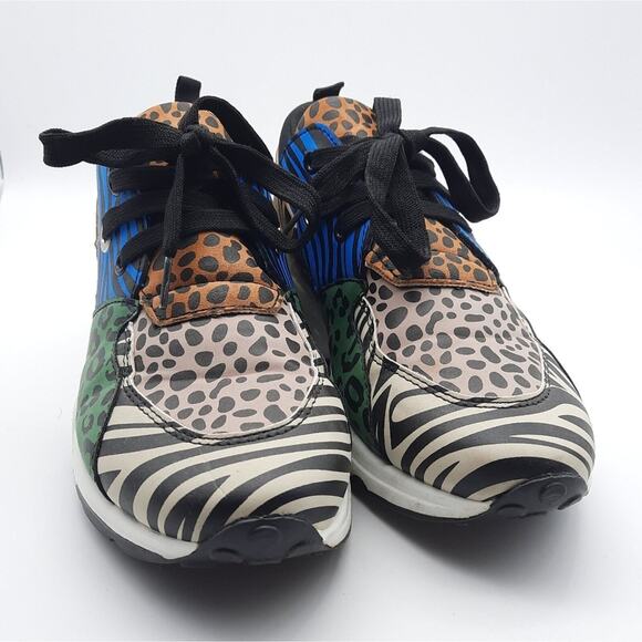 Animal Print Lace Up Fashion Sneakers Size 9 - Picture 2 of 6